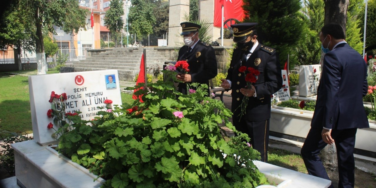 Şehit Polisler İçin Mevlit Okutuldu