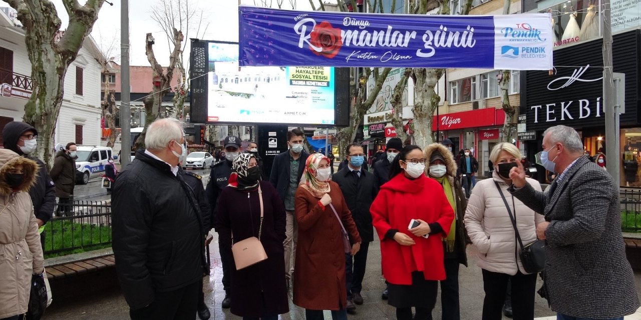 Pendik’te Dünya Romanlar Günü Kutlaması