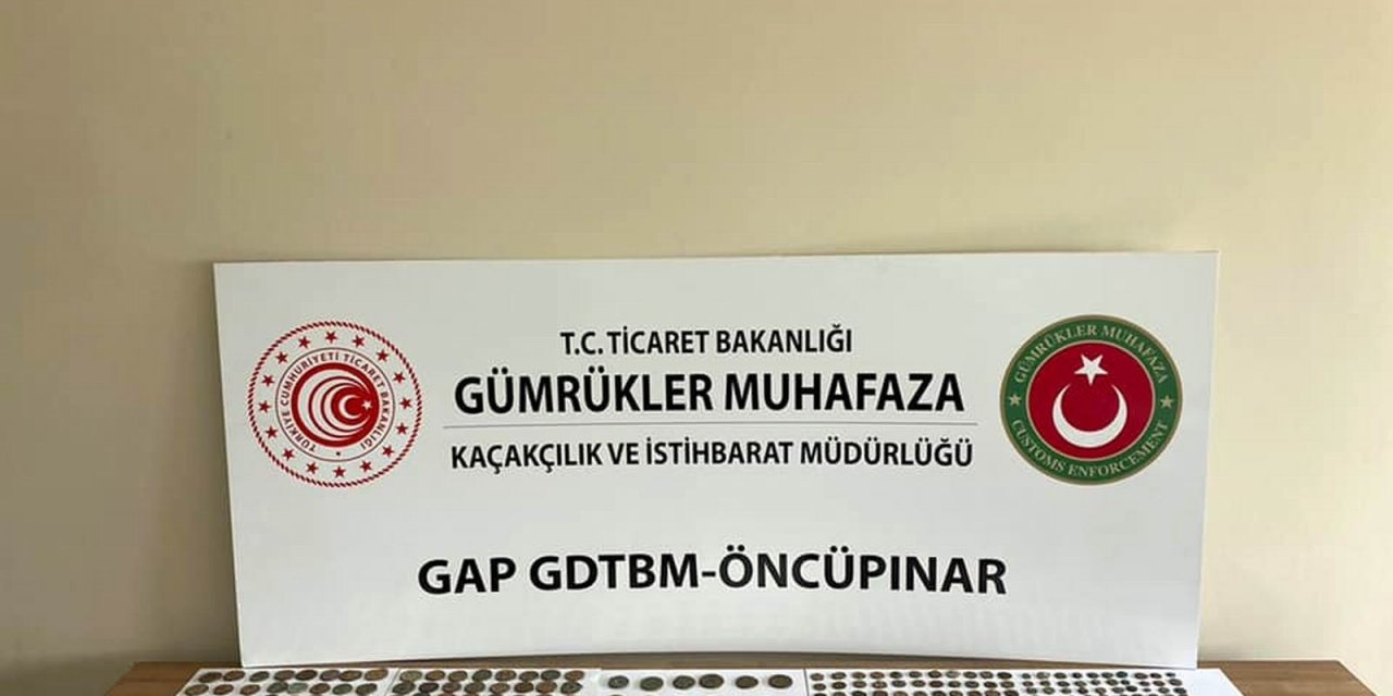 Sınır Kapısında 544 Adet Tarihi Sikke Ele Geçirildi