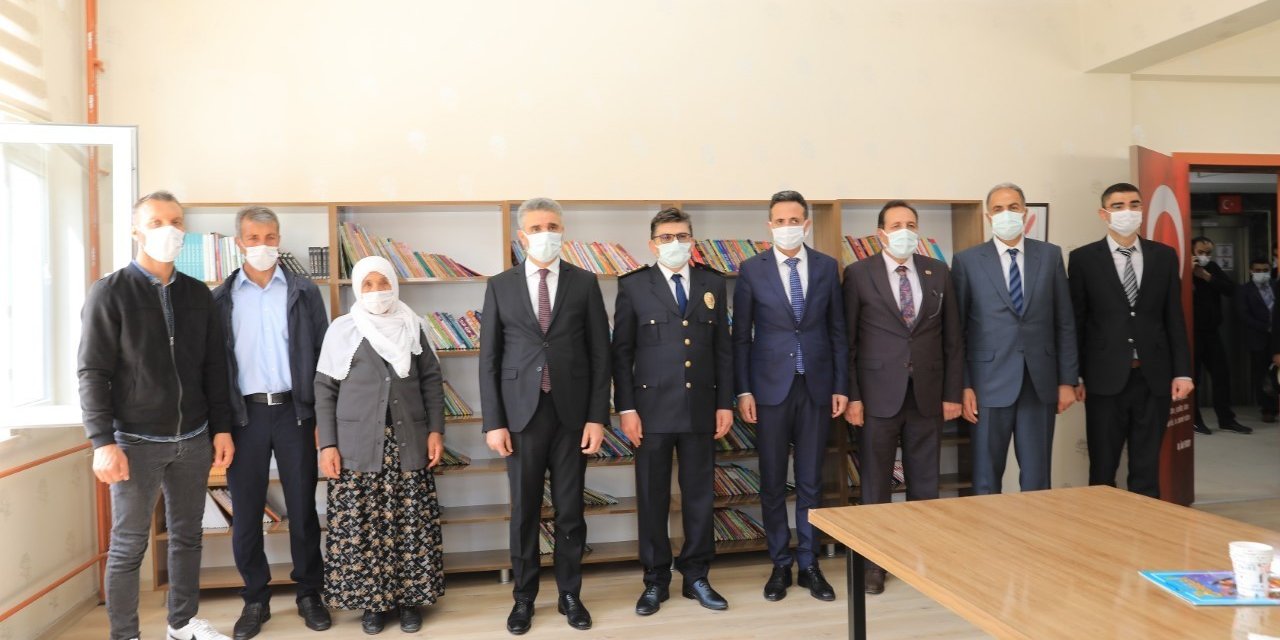 Şehit Hamdi Dikmen’in İsmi Kütüphanede Yaşatılacak