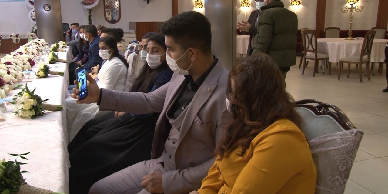 Vali Yerlikaya, Ümraniye’de 12 Roman Çiftin Nikah Şahidi Oldu