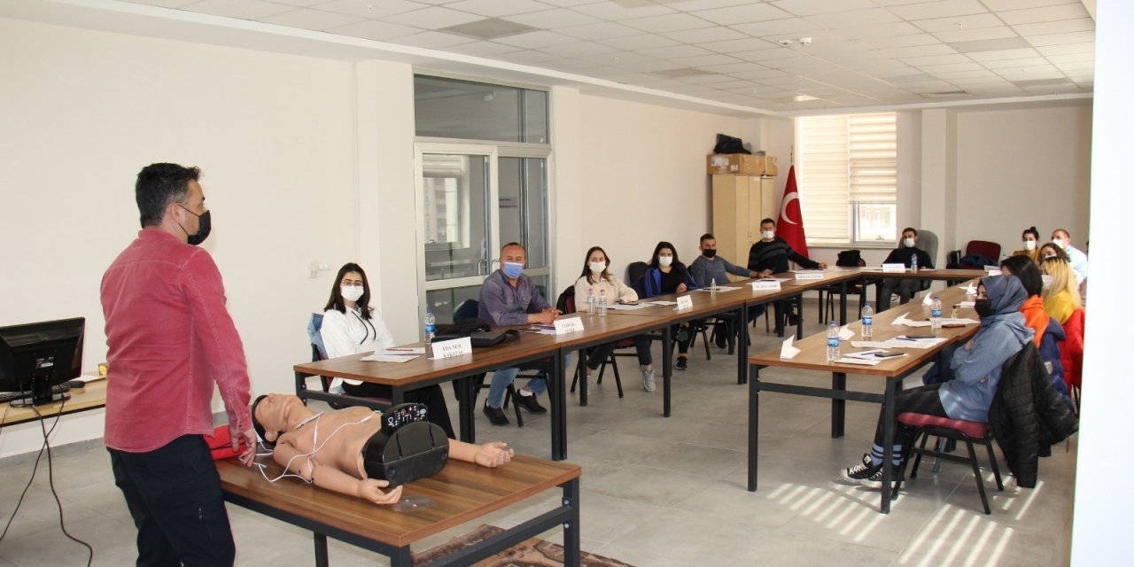 Kırıkkale’de 513 Kişiye Temel İlk Yardım Eğitimi