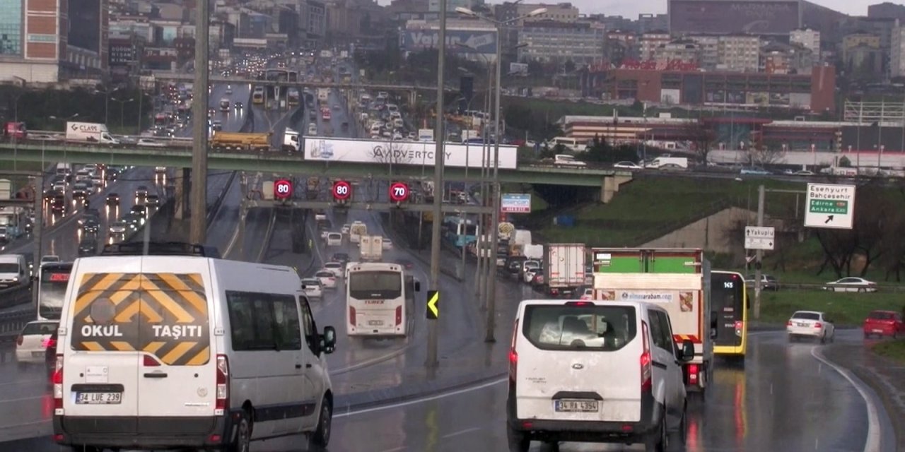 İ̇stanbul’da Kar Sürprizi
