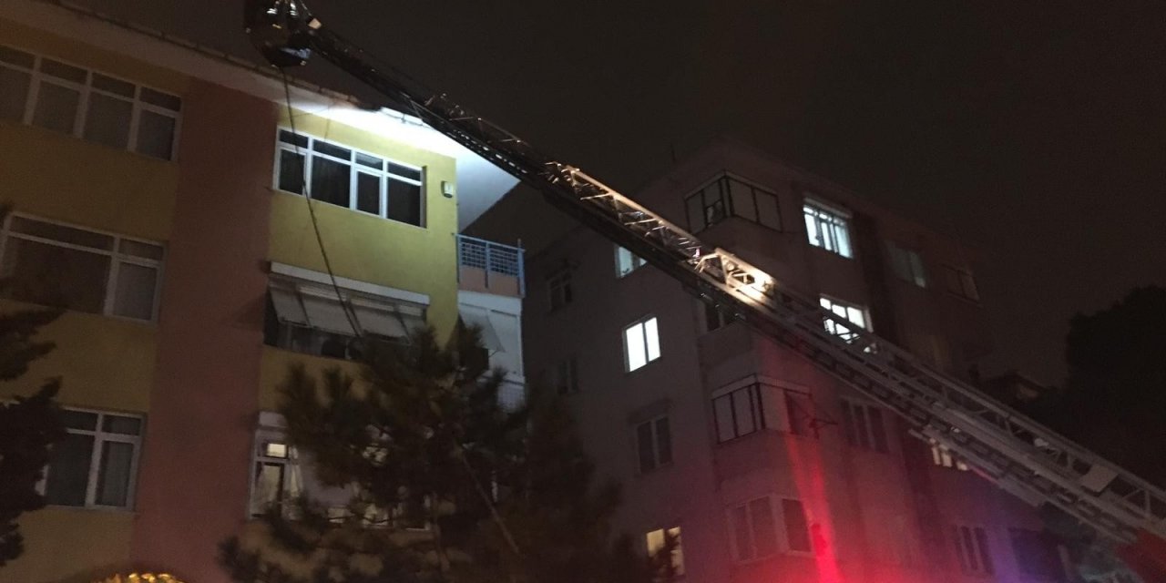 Kadıköy’de Korkutan Yangın