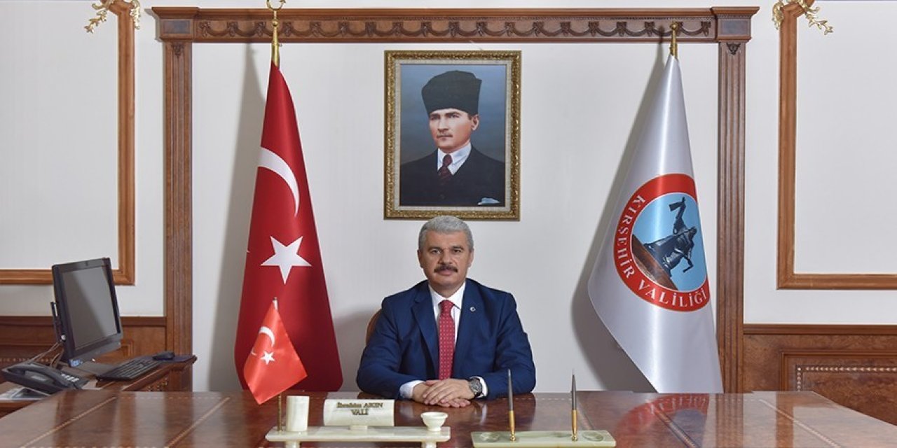 Vali Akın, "polis, Suçluların Adalete Tesliminde Ve Ülke Bütünlüğünün Korunmasında Önemli Bir Görev İfa Etmektedir"