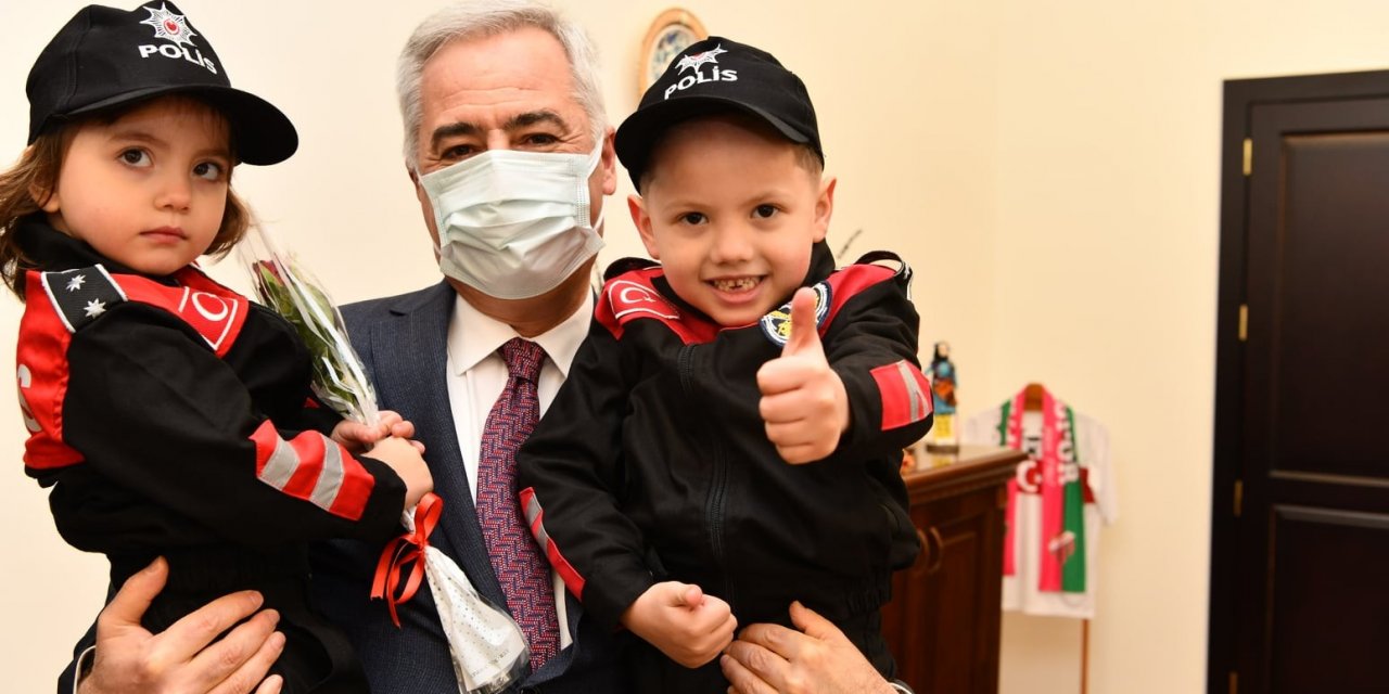 Vali Seymenoğlu: “emniyet Mensuplarımızın Çalışmalarını Takdir Ediyoruz”