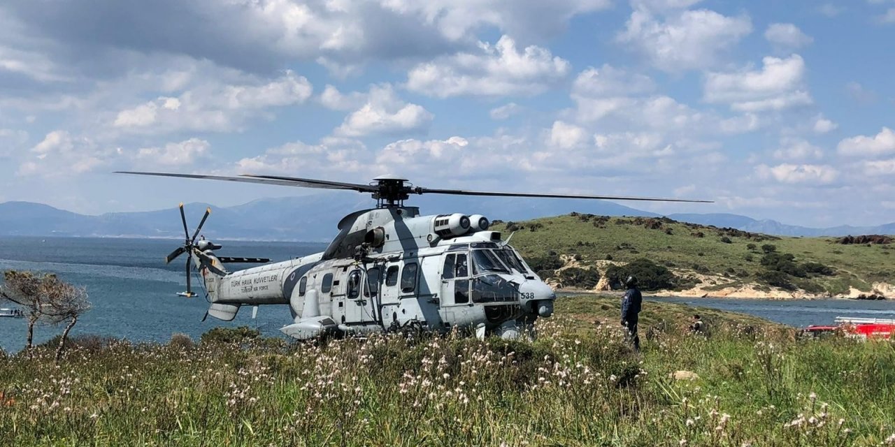 Düşen Askeri Eğitim Uçağında Sağ Kurtulan Pilotlar Hastaneye Sevk Edildi