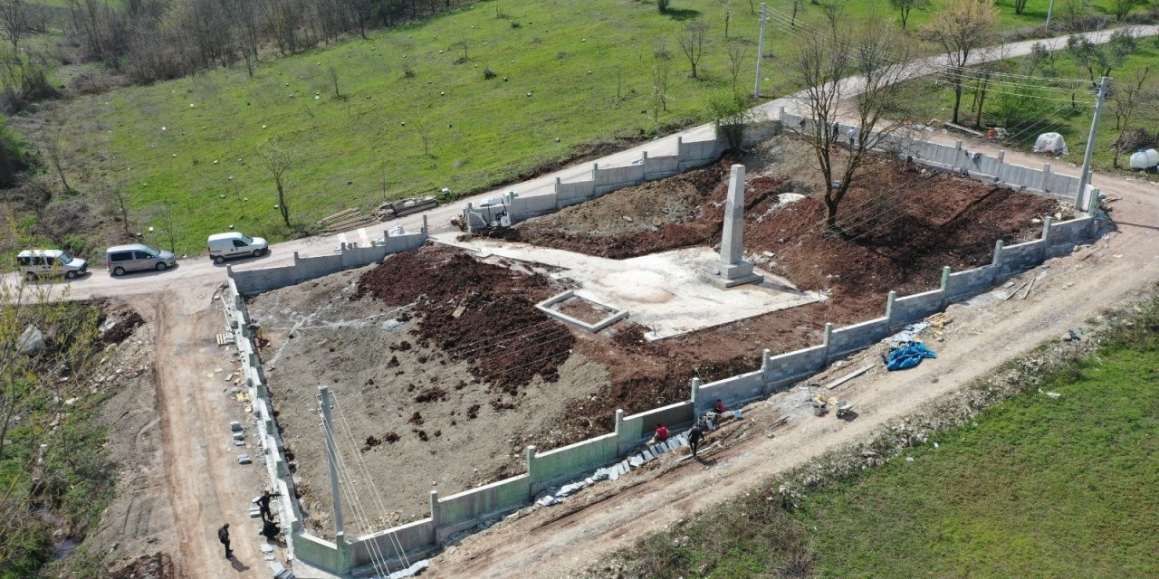 Ermeniler’in Katlettiği Kayıkçı Ailenin Kabirleri Şehitliğe Dönüştü