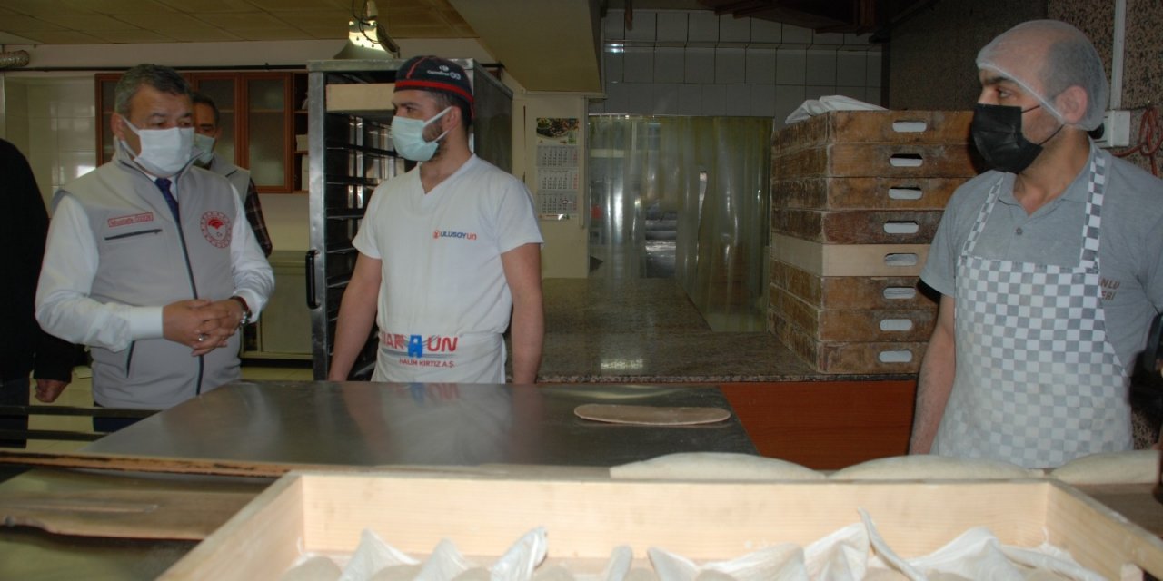 İ̇zmir’de Ramazan Öncesi Fırınlara Ve Kafelere Yoğun Denetim