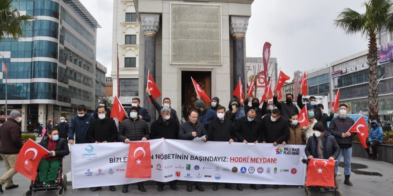 Ümraniye’de Stk’lardan Emekli Amirallerin Bildirisine Tepki
