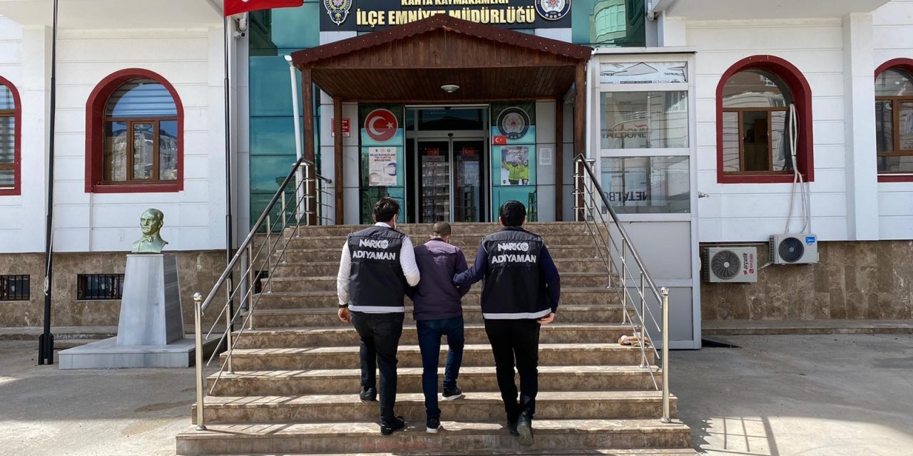 Uyuşturucu Ticareti Yapan Şahıs Tutuklandı