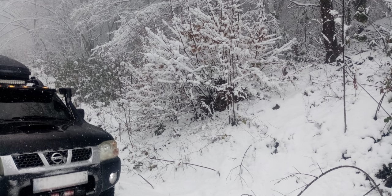 Düzce’de Nisan Ayında Kar Manzaraları
