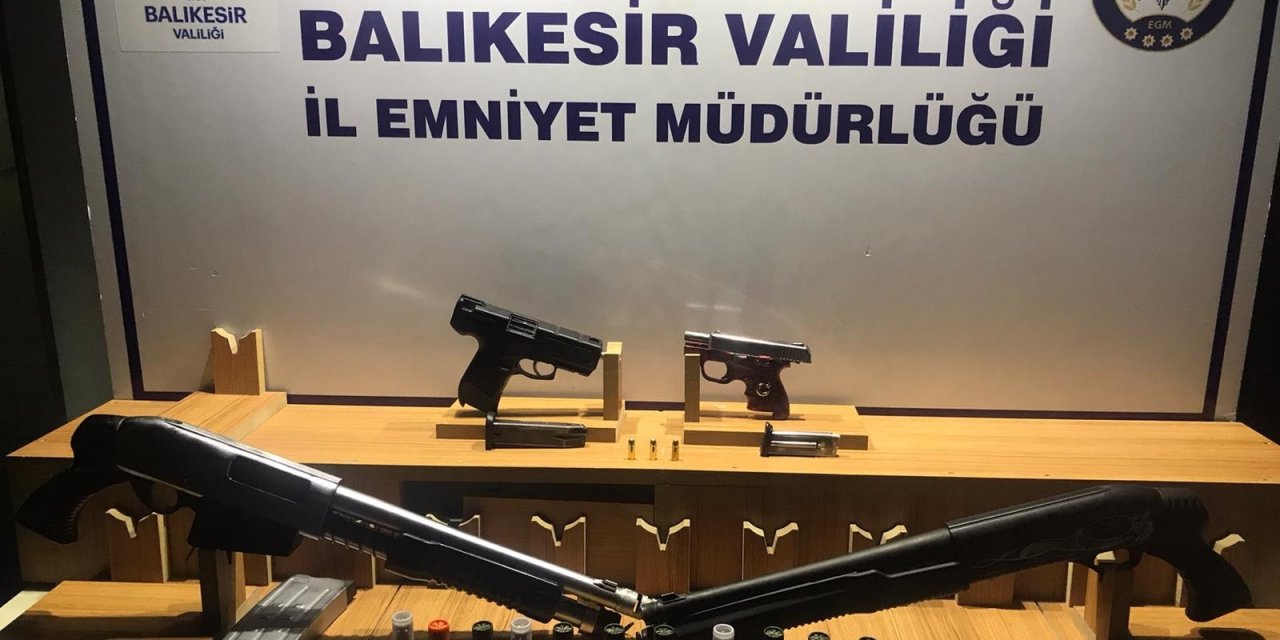 Balıkesir Polisinden 18 Şahsa Huzur Operasyonu