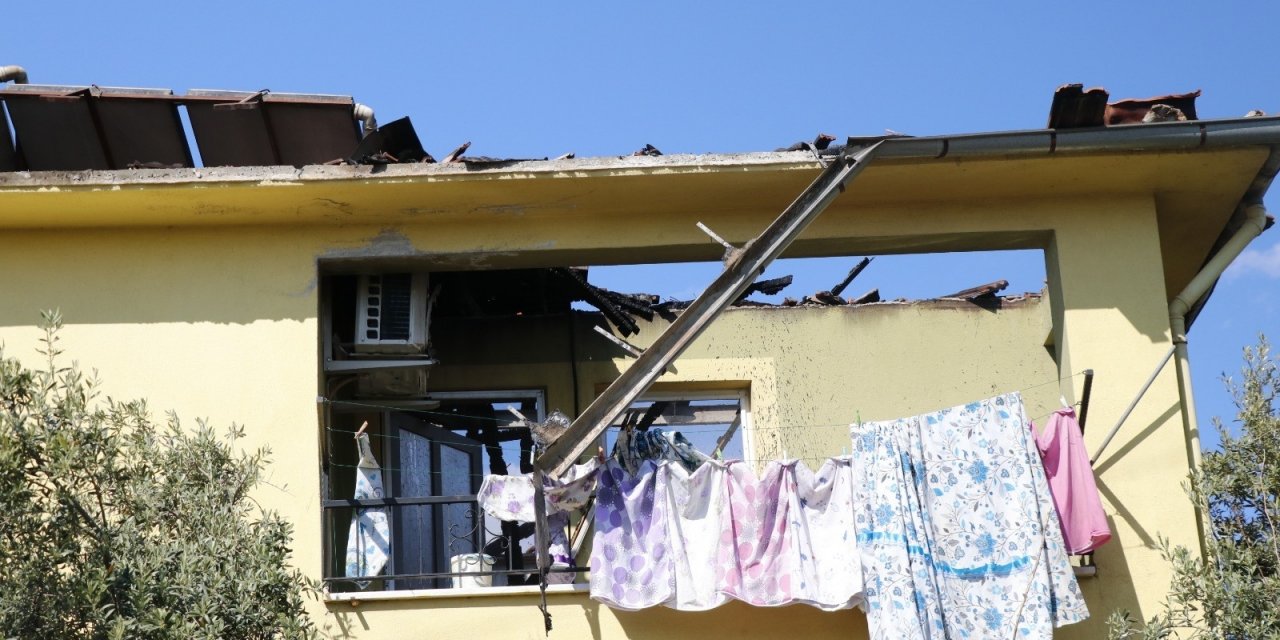 Fethiye’de Bir Ev Alev Alev Yandı