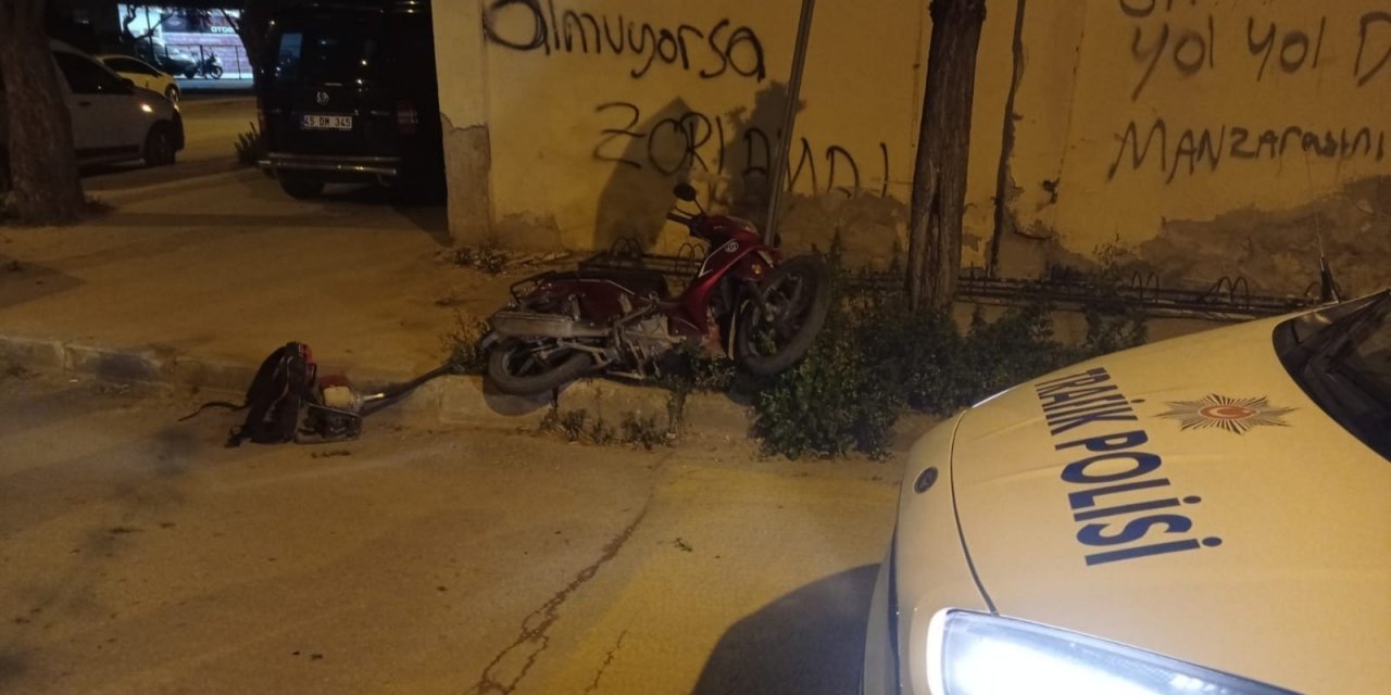 İ̇zmir’de Motosikletli Hırsız Polisten Kaçamadı