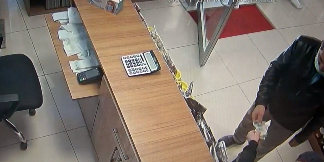 "çocuğum Hasta Para Bozar Mısınız" Dedi Başarılı Olamayınca Gasp Etmek İstedi