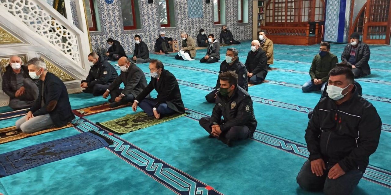 Şehitler İçin Mevlit Okutuldu