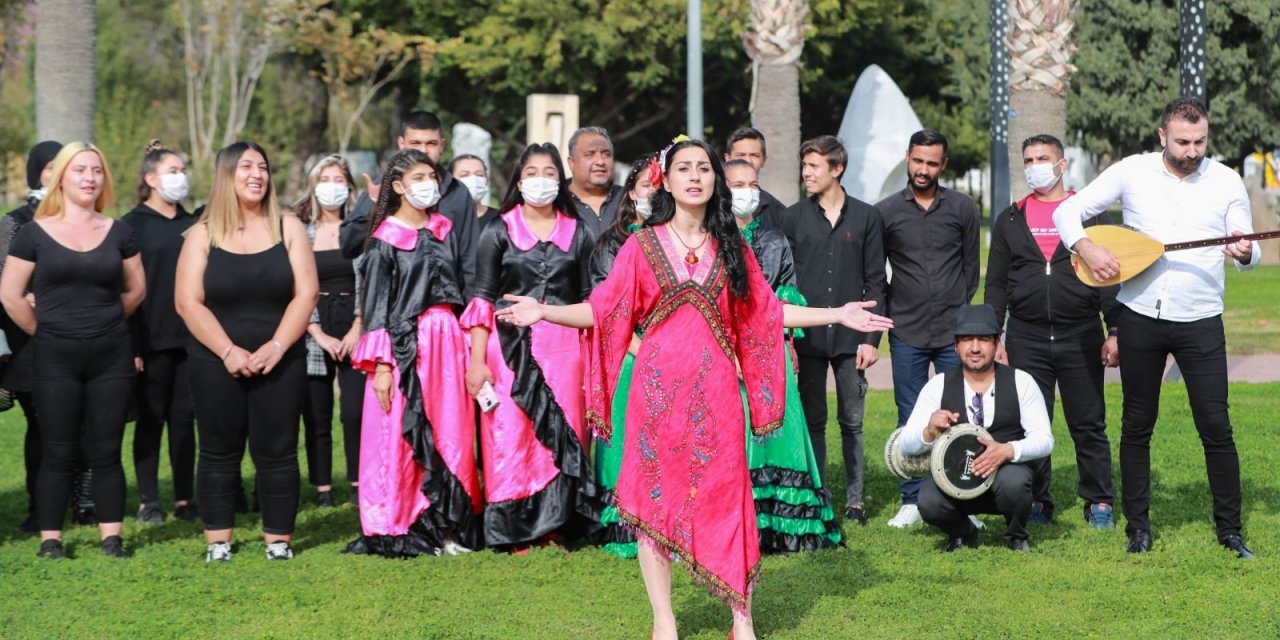 Büyükşehir Belediyesinden Dünya Romanlar Gününe Özel Konser