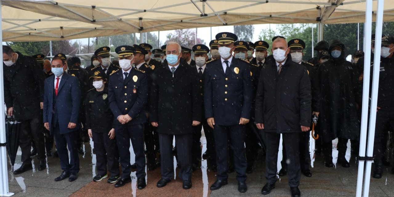 Polis Haftası, Mersin’de Yağmur Altında Sade Bir Törenle Kutlandı