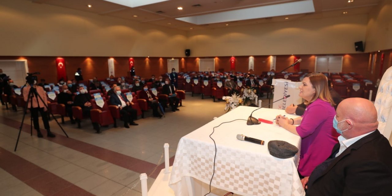 Hürriyet, Muhtarların Sorunlarını Dinledi