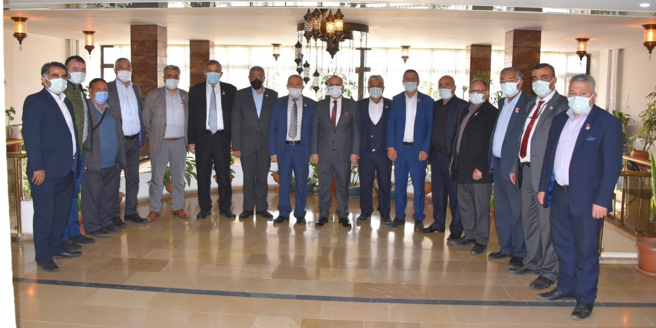 Başkan Kayda, Muhtarlar Derneği Yönetimini Ağırladı