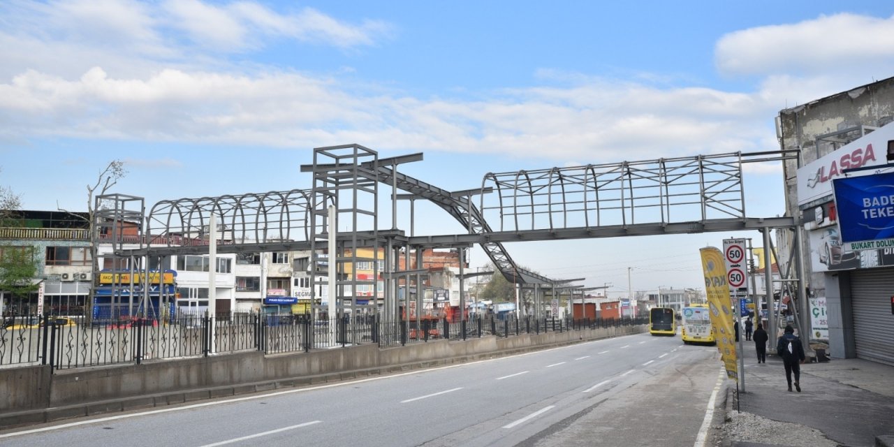 Bursa’nın T2 Tramvay Hattında Gece Gündüz İmalat