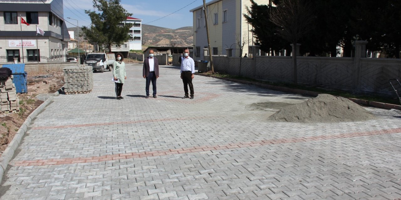 Balkar’a 30 Bin Metrekare Kilitli Taş Döşendi