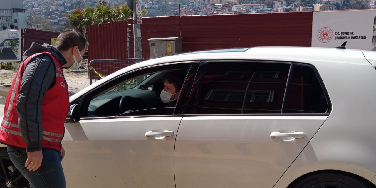 İ̇zin Belgesi Olmayanlar Geri Gönderiliyor