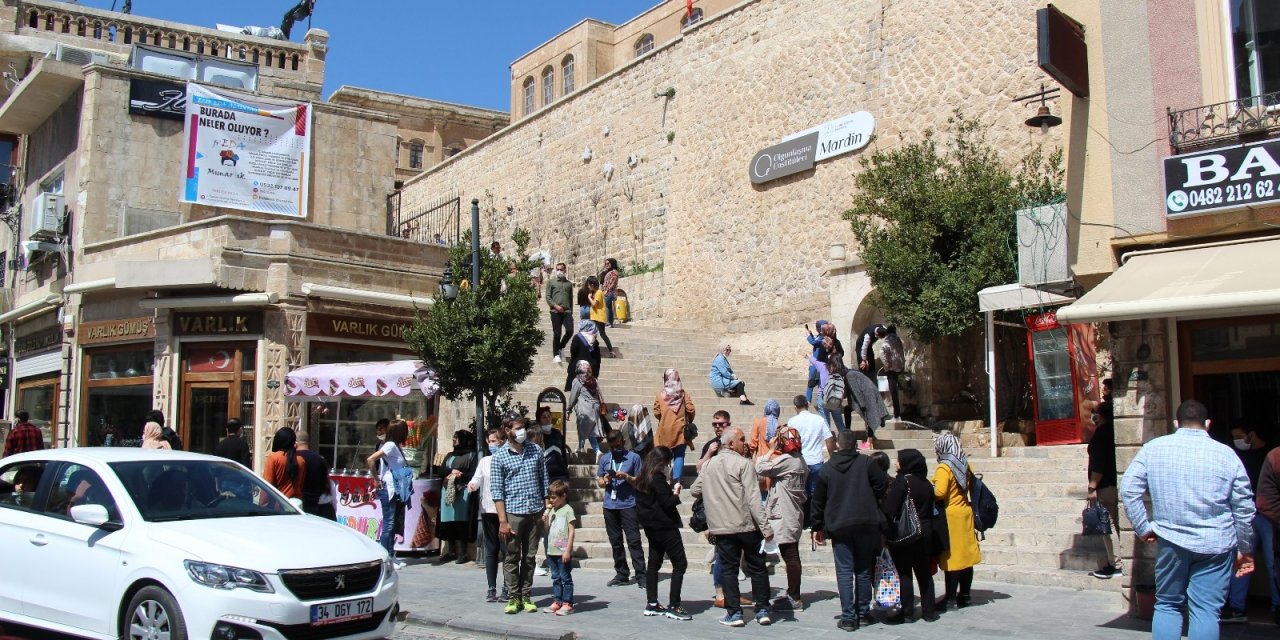 Mardin’de Kısıtlama Öncesi Hafta Sonu Turizm Yoğunluğu Yaşanıyor