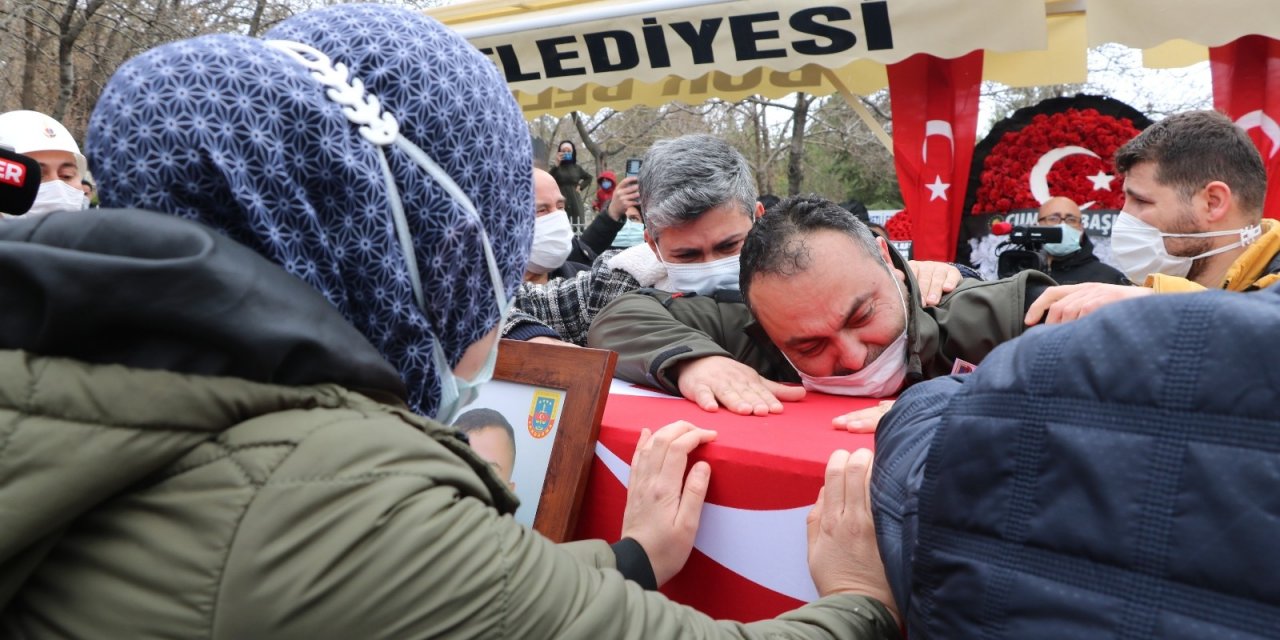 Niğdeli Şehit Uzman Çavuş Erkan Erdem Son Yolculuğuna Uğurlandı