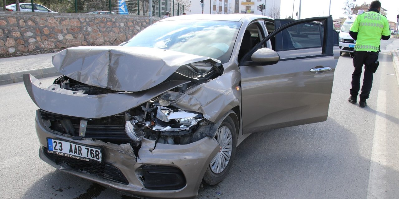 Kısıtlamada Kaza Yaptı, Hem Ehliyeti Gitti, Hem De Ceza Yedi