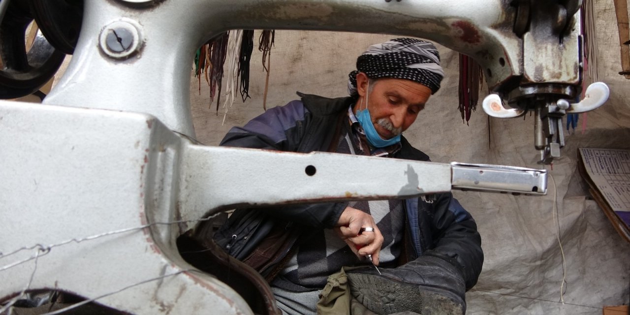 Ayakkabı Tamircisi Abdurrahman Amca, Yer Konusunda Yardım İstedi