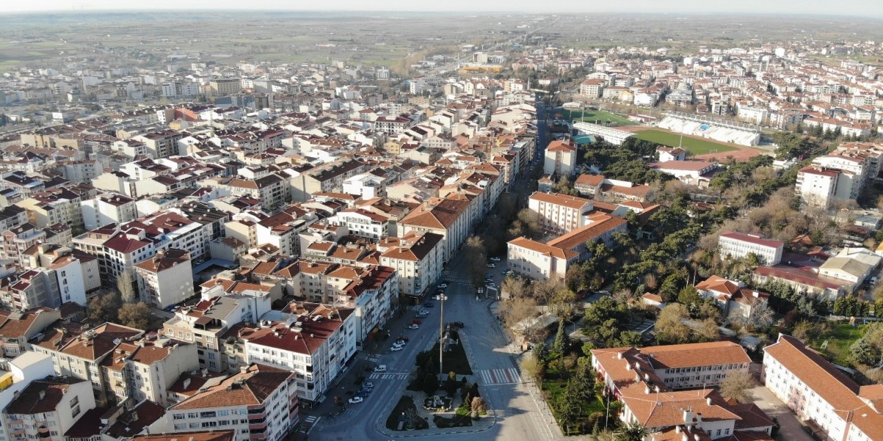 Sokağa Çıkma Kısıtlamasında Kırklareli Sokakları Boş Kaldı