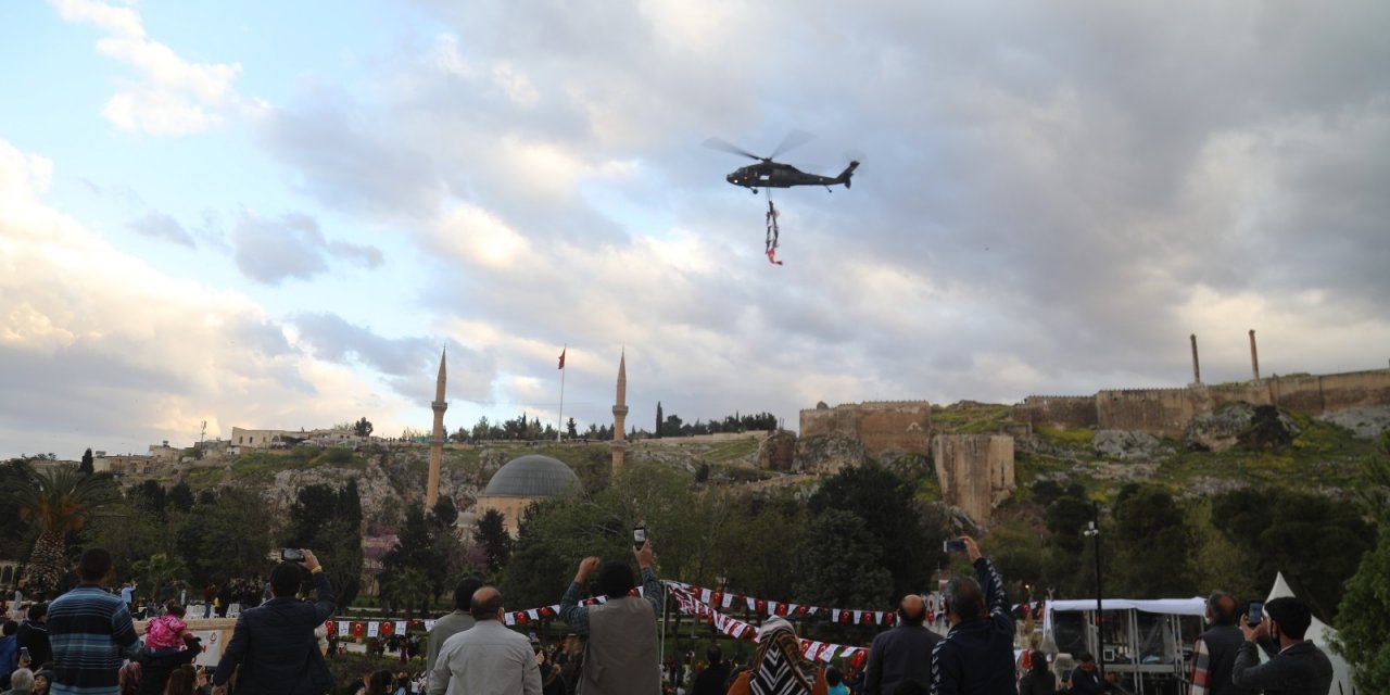Jandarmanın Gözbebeği Balıklıgöl Semalarında Şov Yaptı