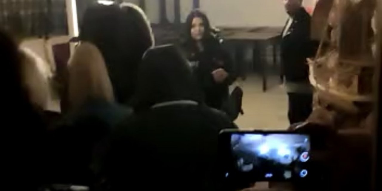Beyoğlu’nda Üstü Kafe Altı Gece Kulübüne Baskın Kamerada