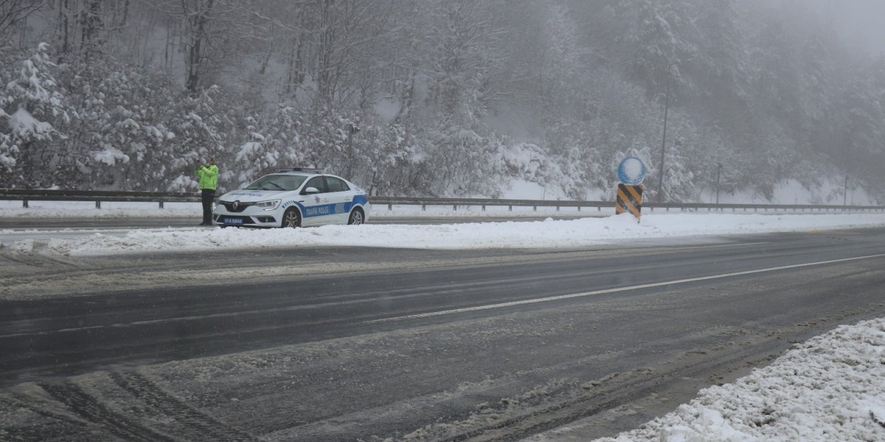Bolu Dağı’nda Kar Kalınlığı 20 Santimetreye Ulaştı