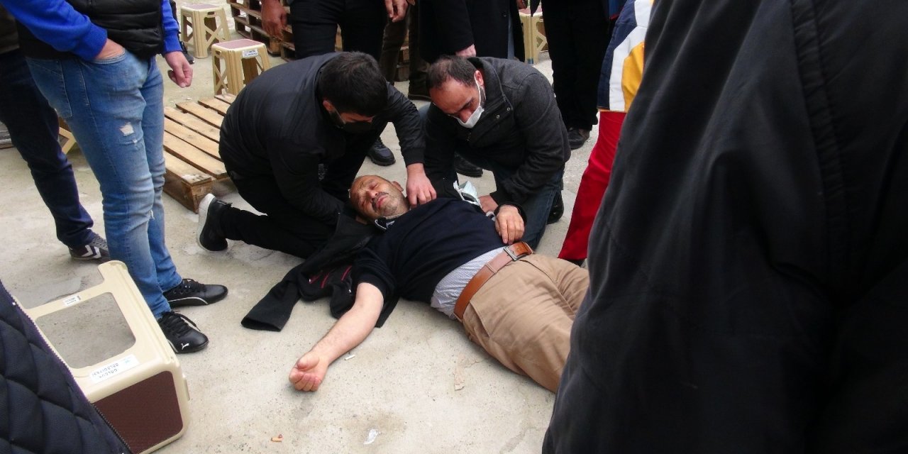 Genç Hemşirenin Babası, Kızının Cenazesini Görmeye Dayanamadı