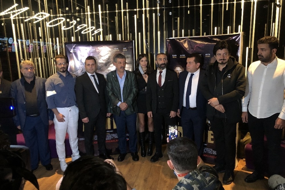 ‘İki Gözüm Ahmet’ filminin galası yapıldı