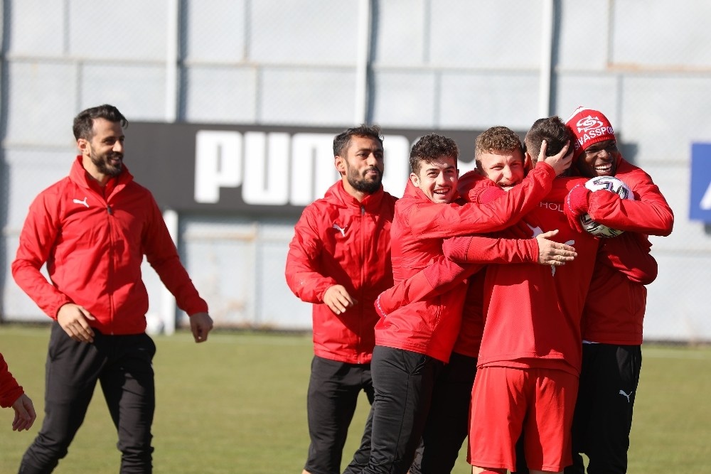 Sivasspor’da Fatih Karagümrük maçı hazırlıkları devam etti