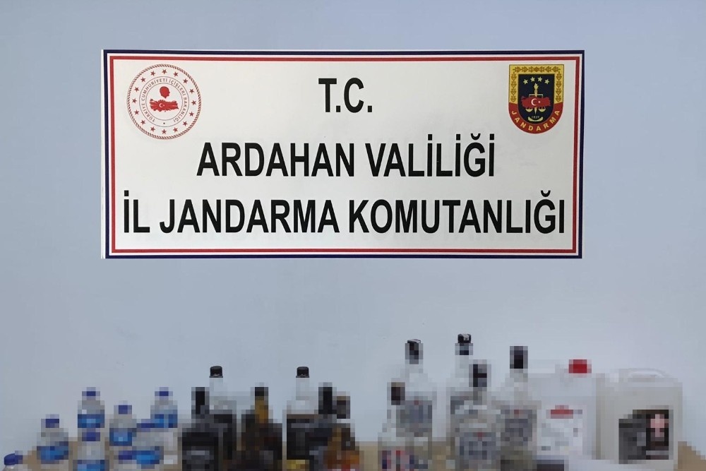 Jandarmadan sahte içki operasyonu