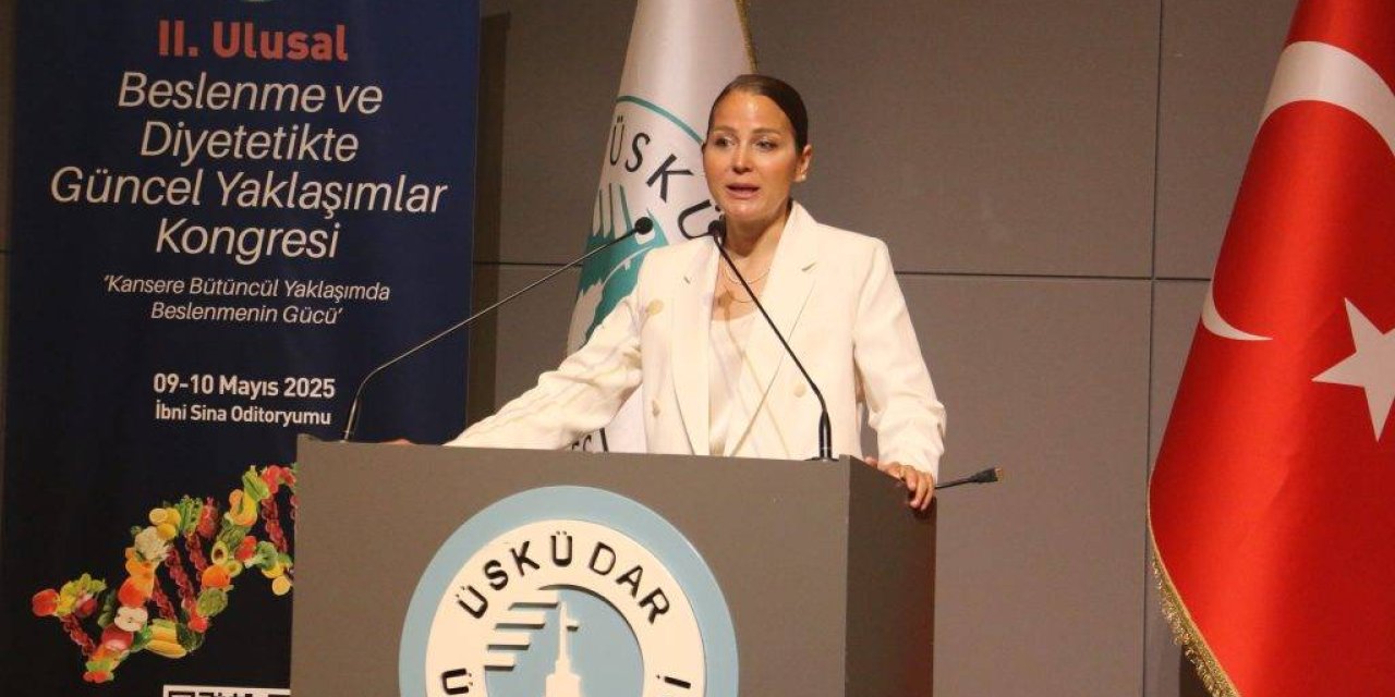Kanser Ve Beslenme İ̇lişkisi Tartışıldı