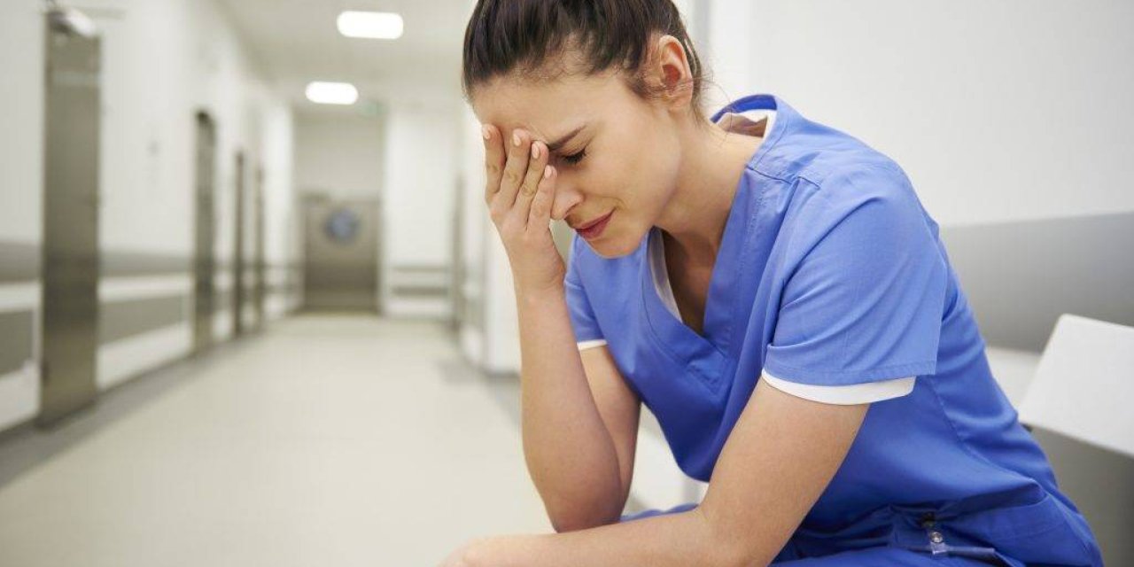 “hekimlerin İ̇cap Nöbet Ücretlerinin Geri İ̇stenmesi, Emeğe Ve Hukuka Açık Bir Saygısızlıktır”