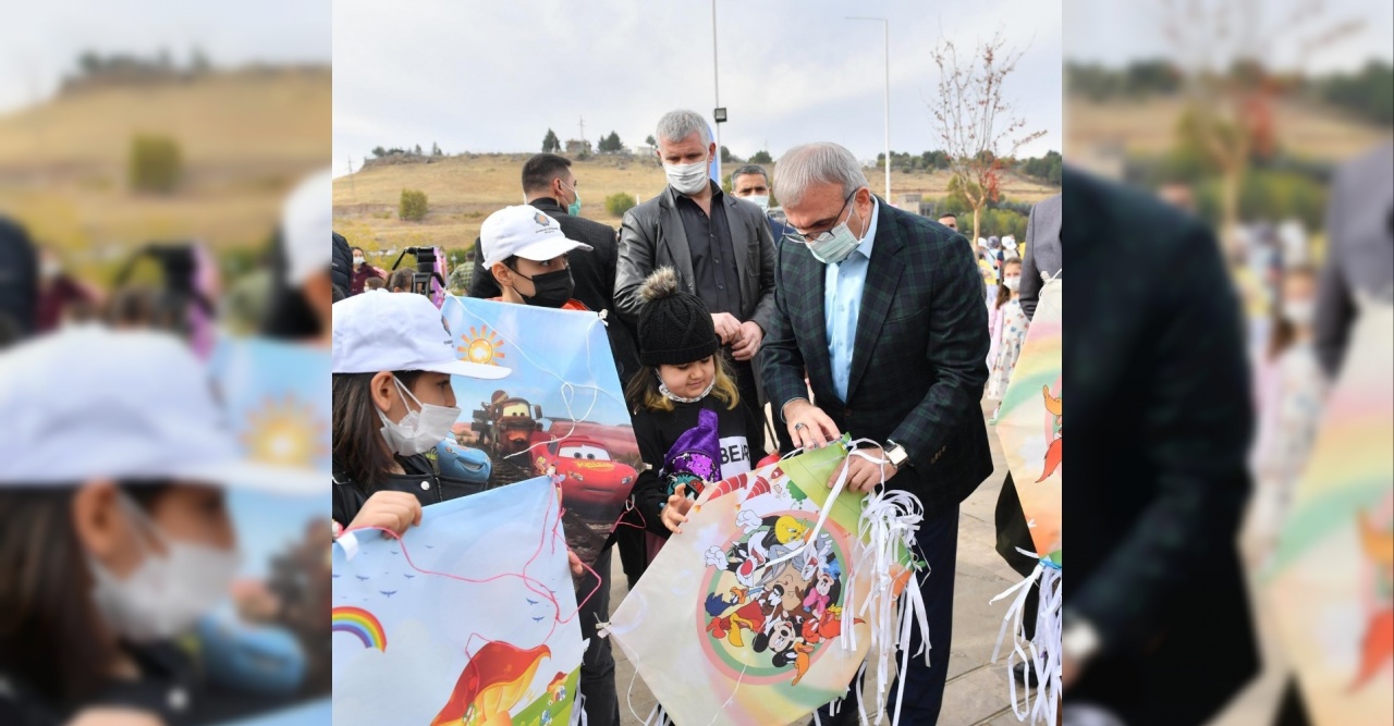 Diyarbakır’da çocuklar uçurtma şenliğinde buluştu