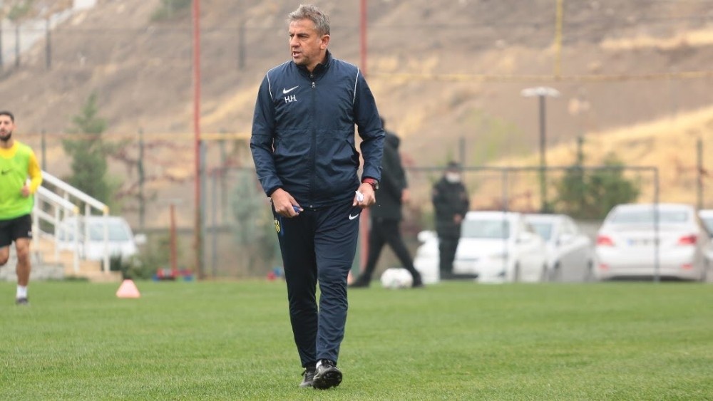 Hamza Hamzaoğlu: "İyi oynamadığımızın farkındayız"