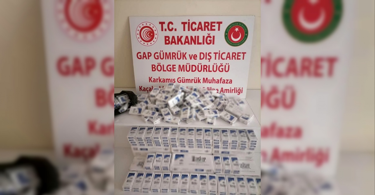 Sınır kapısında kaçak sigaraya darbe