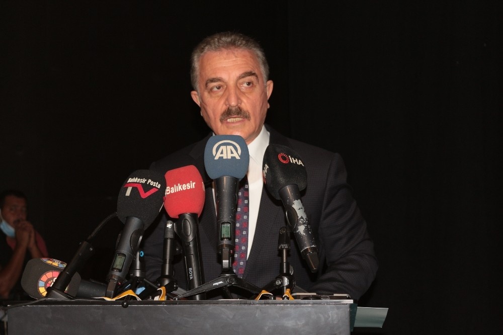 MHP Genel Sekreteri Büyükataman: "Kirli ilişkiler ağındaki aracıları çıkardığınızda FETÖ ile İP aynı masadadır"