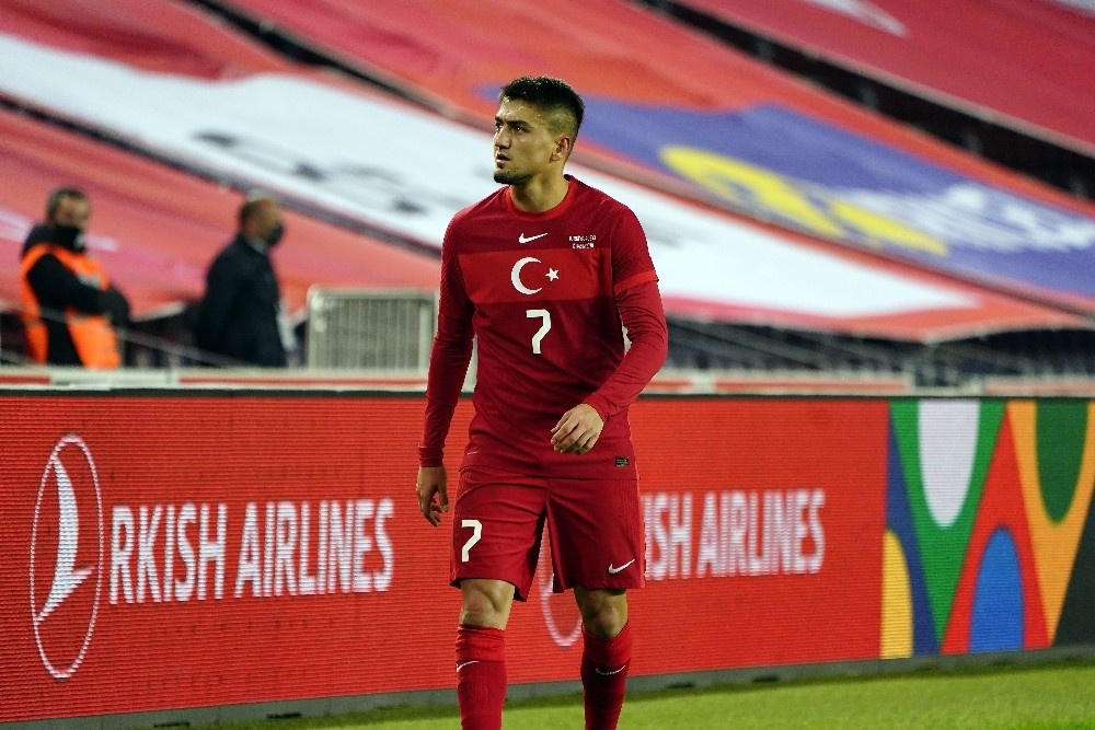 Cengiz Ünder cezalı duruma düştü