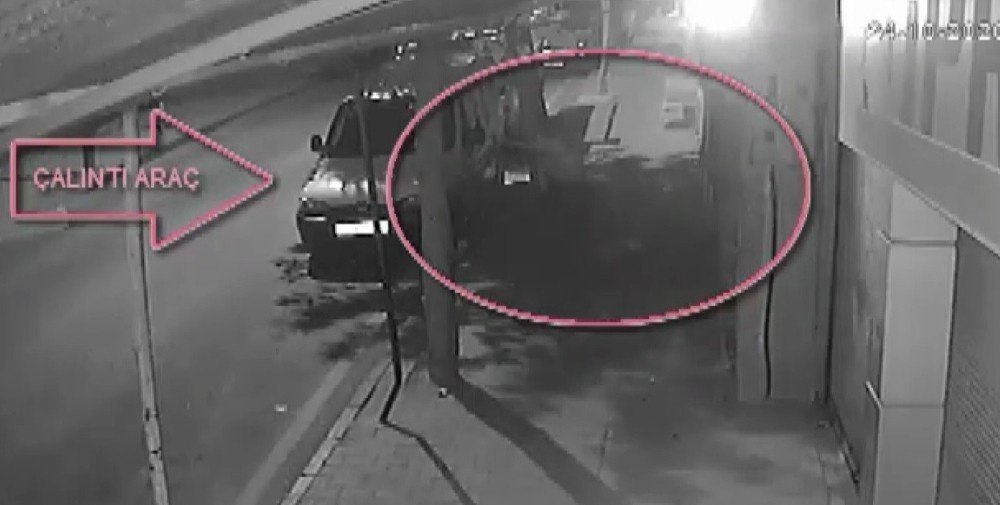 Hırsızlık ve kapkaç şüphelisi 8 sahte kimlikle yakalandı
