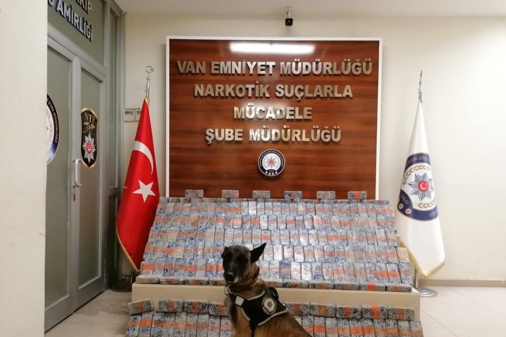 Van’da 205 kilo 840 gram eroin ele geçirildi