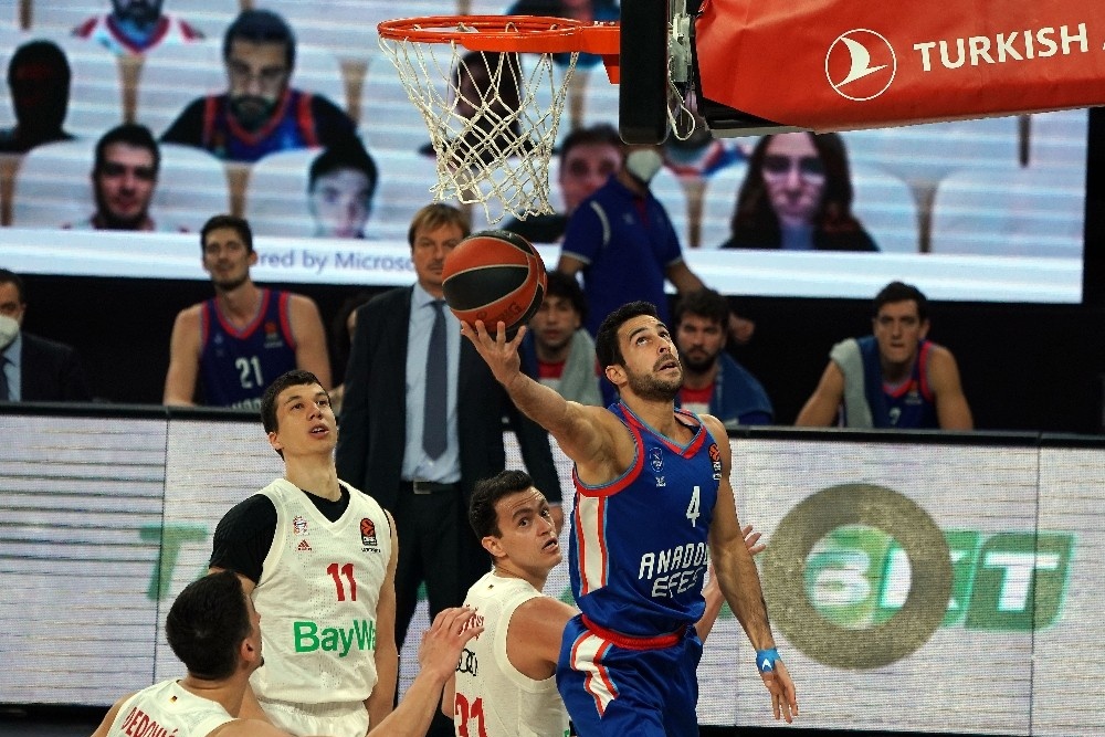 THY Euroleague: Anadolu Efes: 71 - Bayern Münih: 74